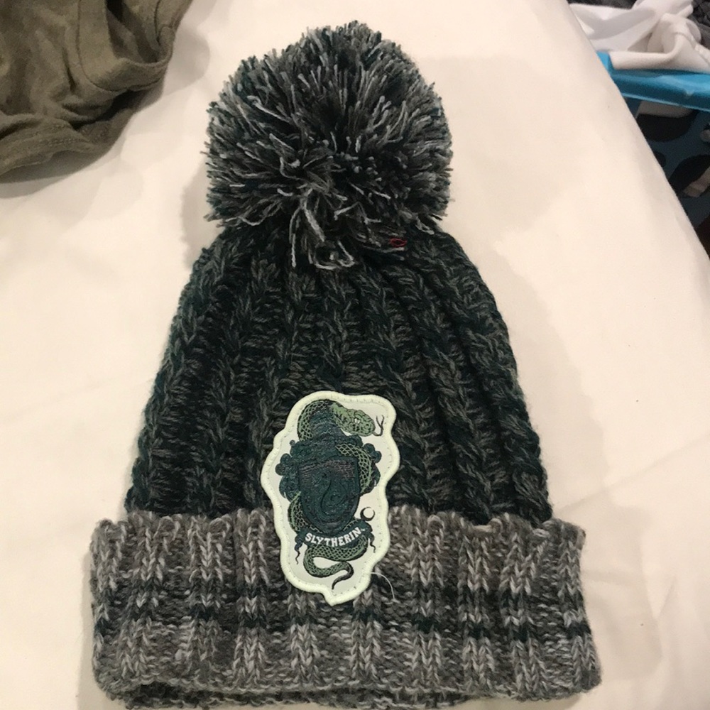 Slytherin Pom Winter Hat
